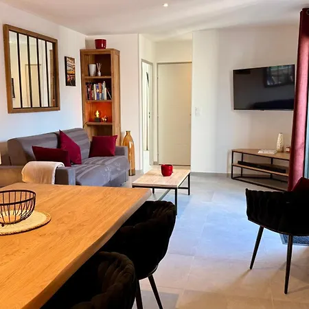 Le Διαμέρισμα Κολιούρ